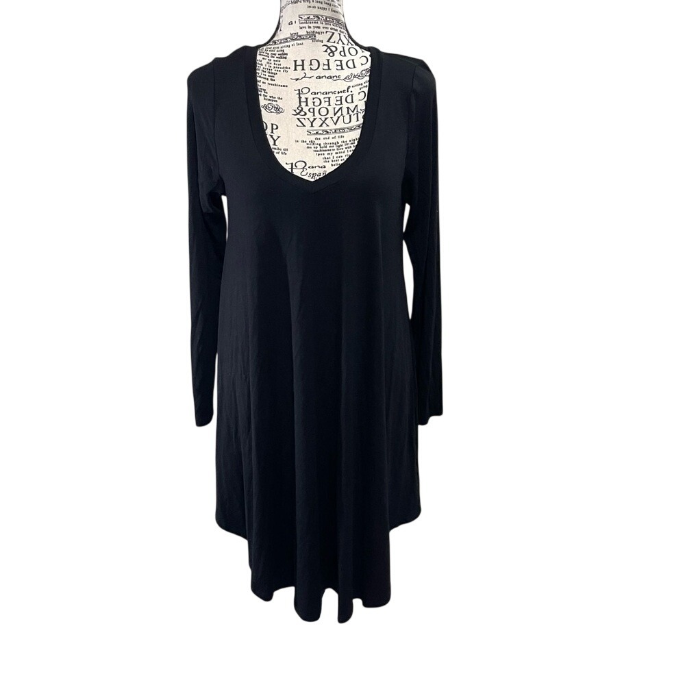 Reborn Black V-Neck Long Sleeve Dress